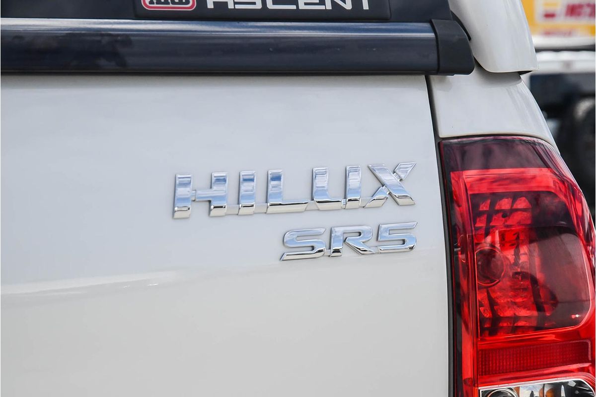 2020 Toyota Hilux SR5 GUN126R 4X4