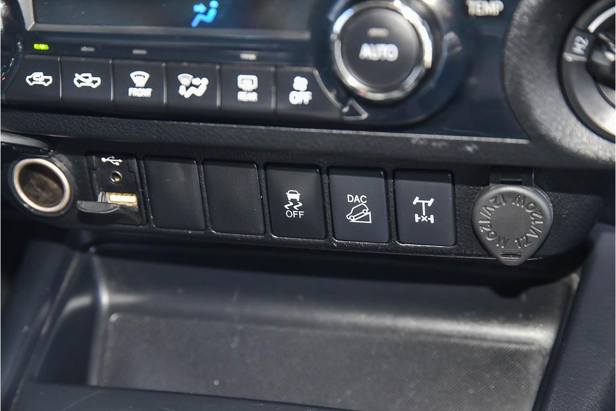 2020 Toyota Hilux SR5 GUN126R 4X4