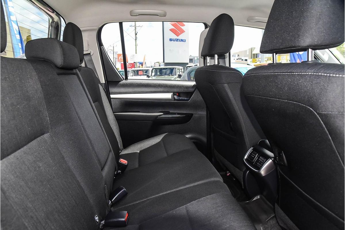 2020 Toyota Hilux SR5 GUN126R 4X4