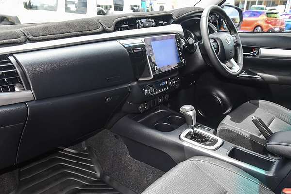 2020 Toyota Hilux SR5 GUN126R 4X4