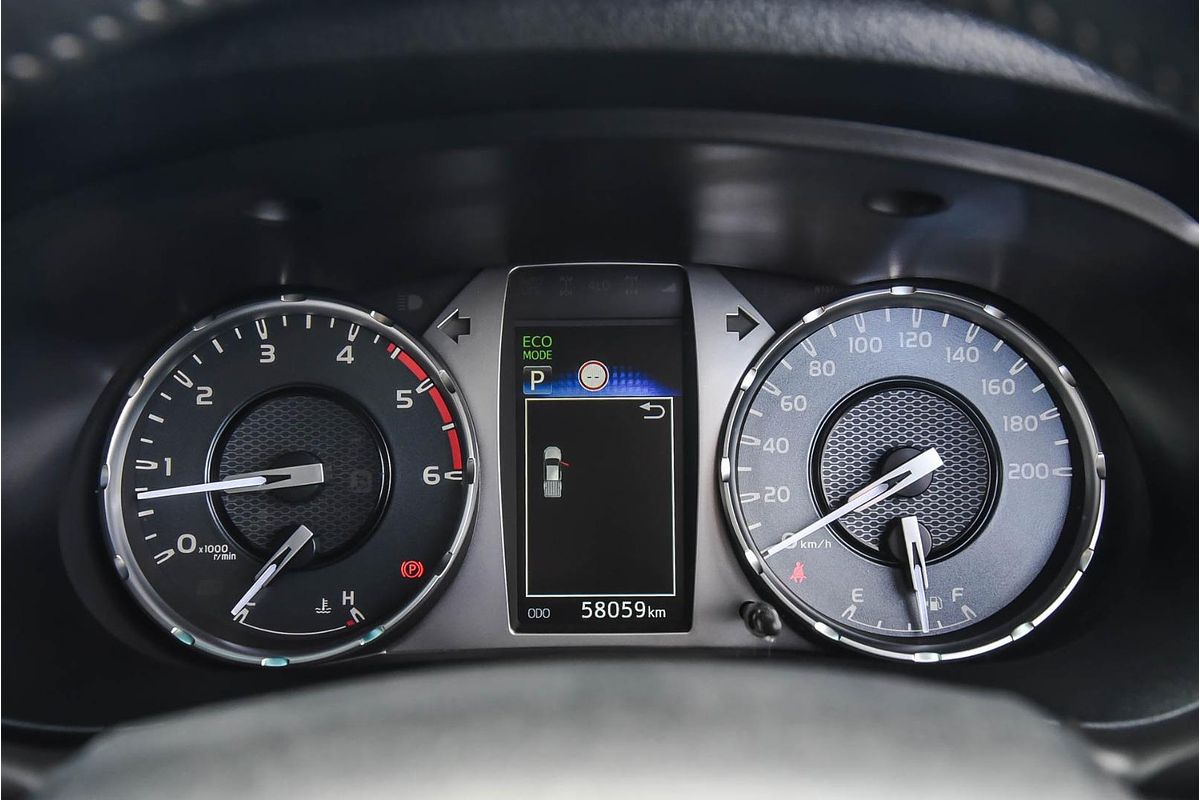 2020 Toyota Hilux SR5 GUN126R 4X4