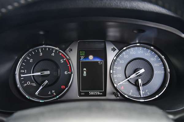 2020 Toyota Hilux SR5 GUN126R 4X4