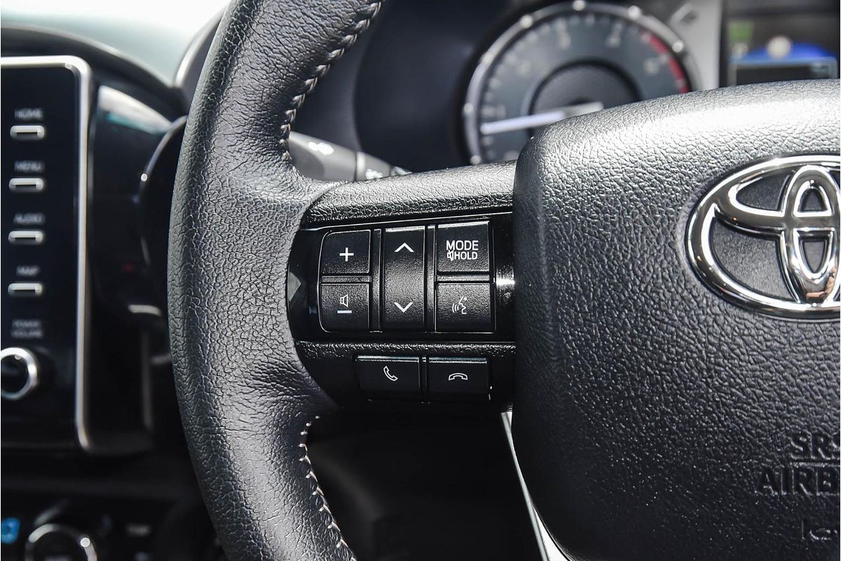 2020 Toyota Hilux SR5 GUN126R 4X4