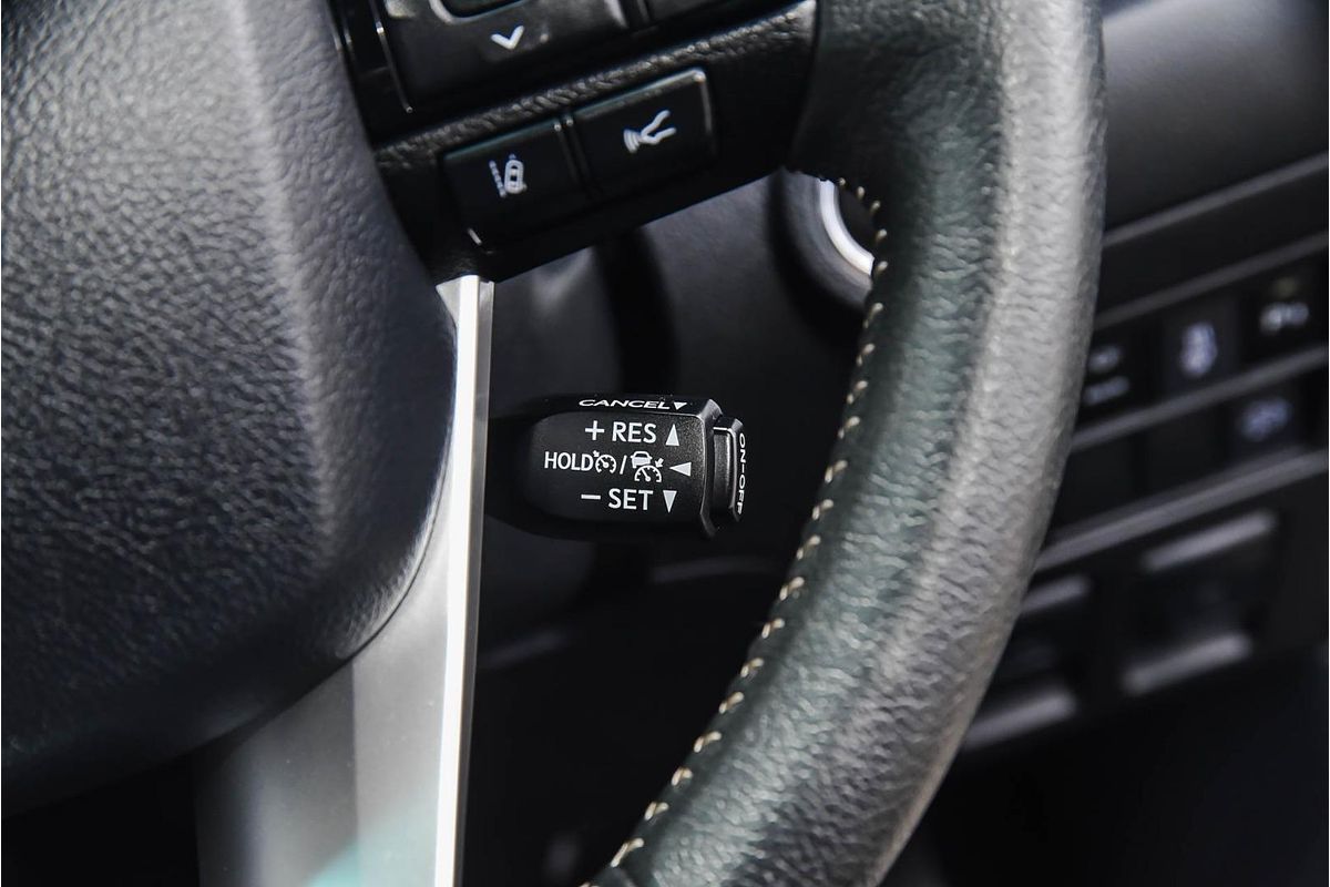 2020 Toyota Hilux SR5 GUN126R 4X4