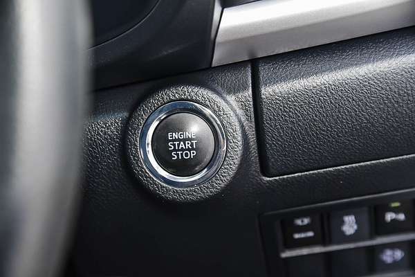 2020 Toyota Hilux SR5 GUN126R 4X4