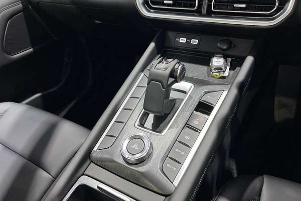 2025 GWM Cannon Premium NPW Rear Wheel Drive