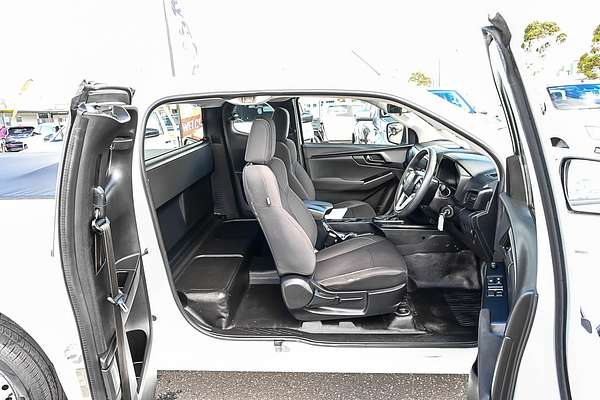 2020 Isuzu D-MAX SX High Ride Rear Wheel Drive