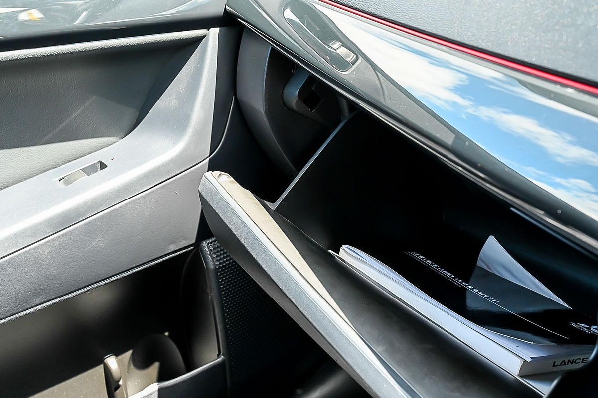 2017 Mitsubishi Lancer Black Edition CF