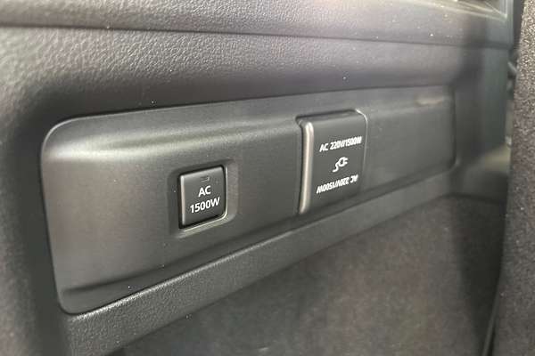 2024 Mazda CX-80 P50e Touring KL