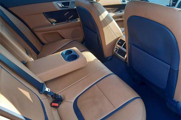 2014 Jaguar XF 3.0 SV6 PORTFOLIO MY14