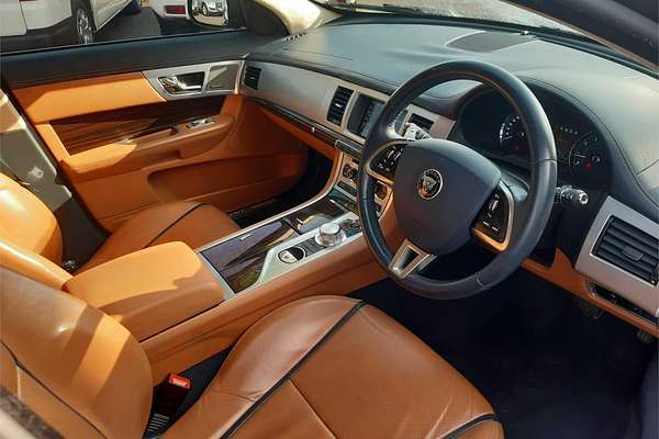 2014 Jaguar XF 3.0 SV6 PORTFOLIO MY14