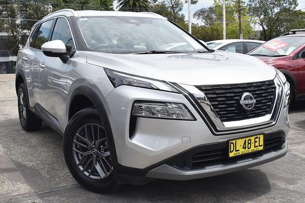 2024 Nissan X-TRAIL ST T33