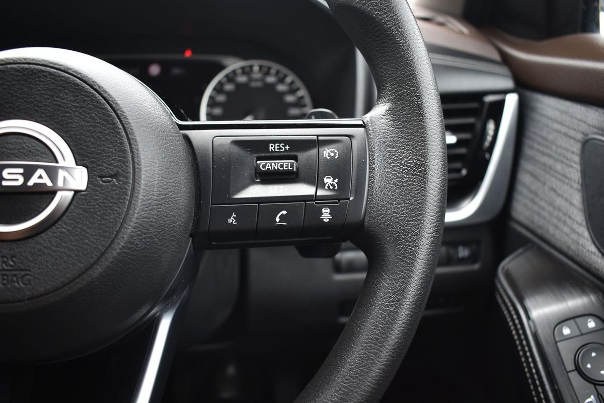 2024 Nissan X-TRAIL ST T33