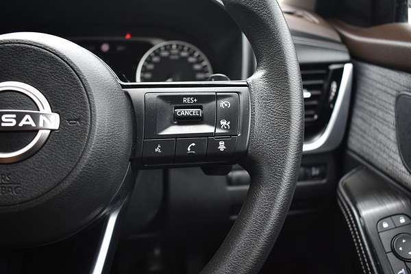 2024 Nissan X-TRAIL ST T33