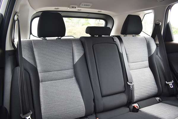 2024 Nissan X-TRAIL ST T33