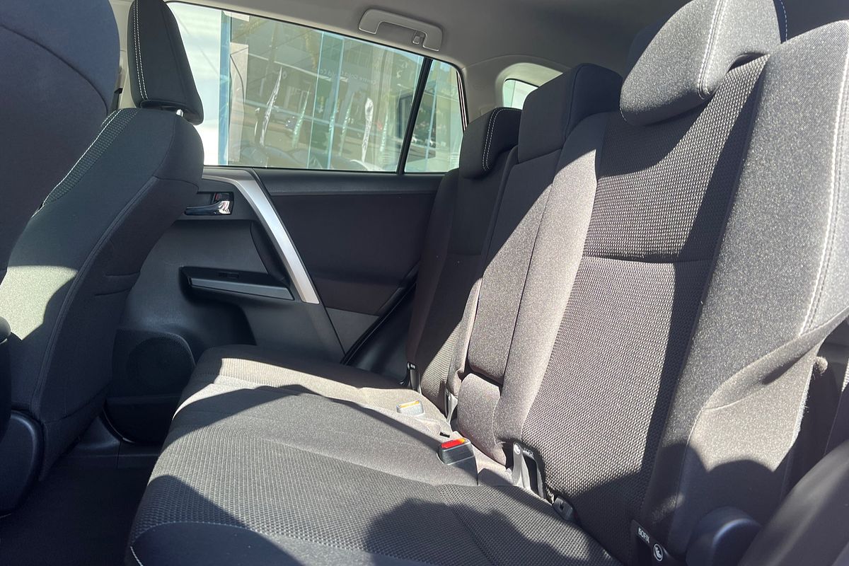 2018 Toyota RAV4 GXL ZSA42R