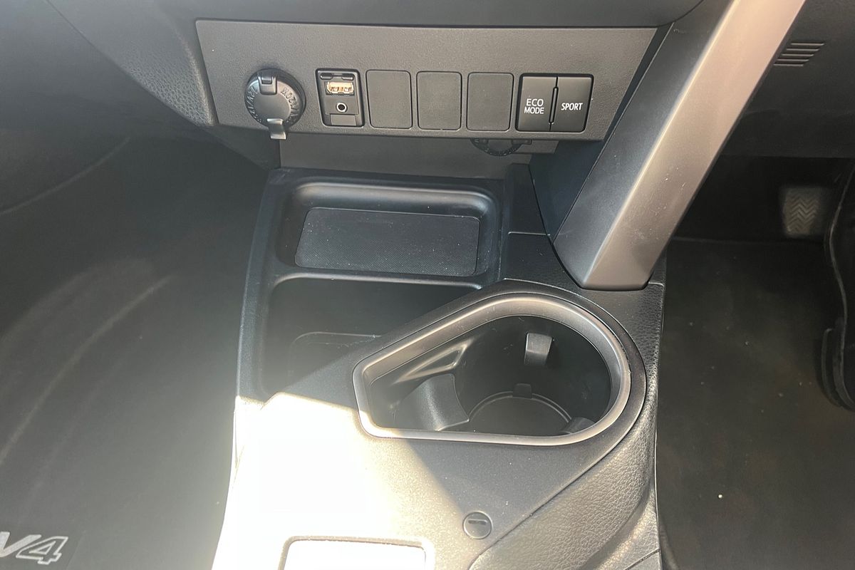 2018 Toyota RAV4 GXL ZSA42R