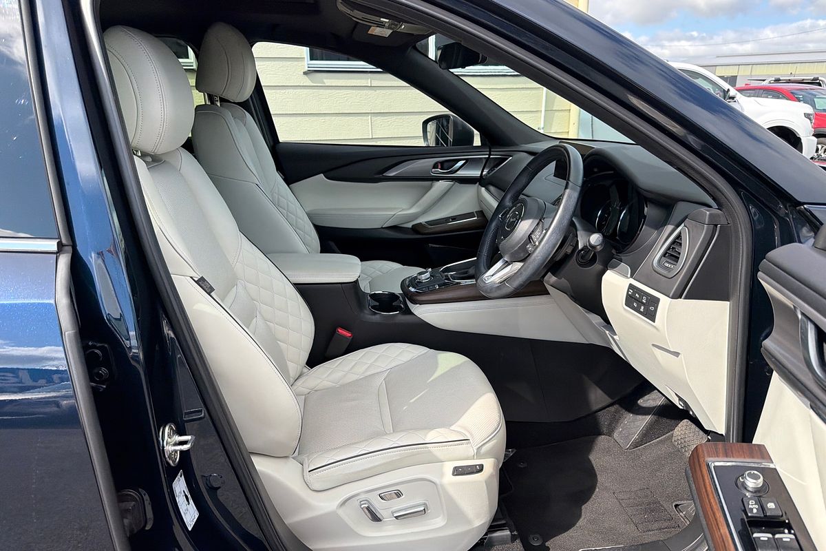 2022 Mazda CX-9 Azami LE TC