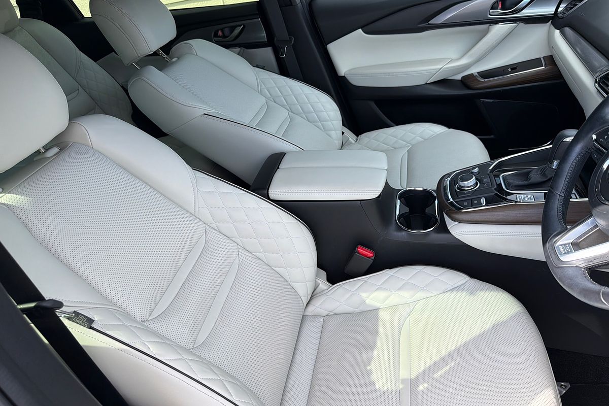 2022 Mazda CX-9 Azami LE TC