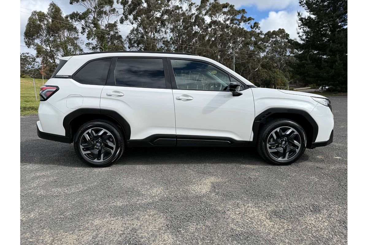 2025 Subaru Forester Touring S6
