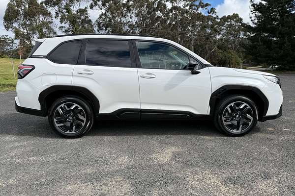 2025 Subaru Forester Touring S6