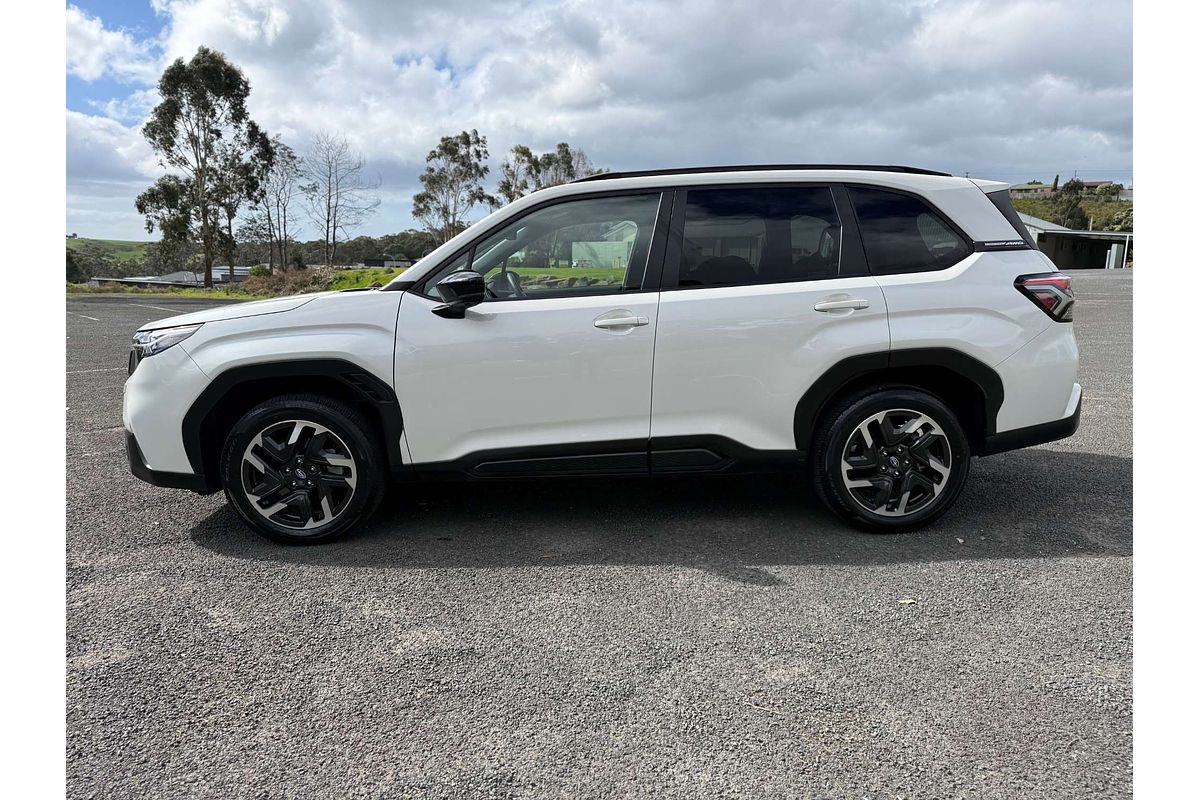 2025 Subaru Forester Touring S6