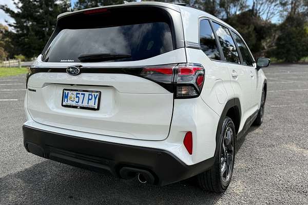 2025 Subaru Forester Touring S6