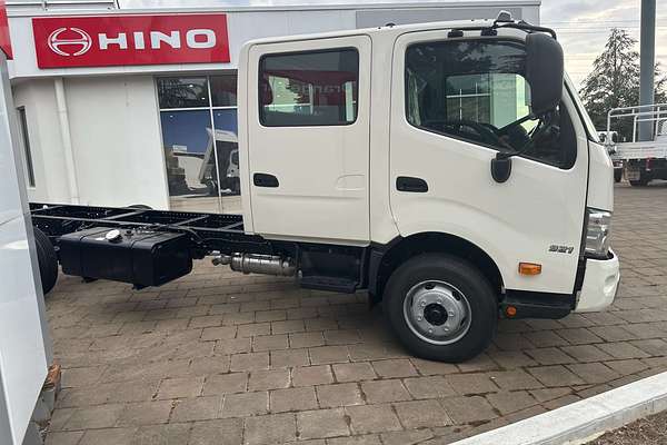 2025 Hino 300 Series 921 4400 WIDE XJC740R MY20 REAR WHEEL DRIVE