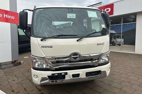 2025 Hino 300 Series 921 4400 WIDE XJC740R MY20 REAR WHEEL DRIVE