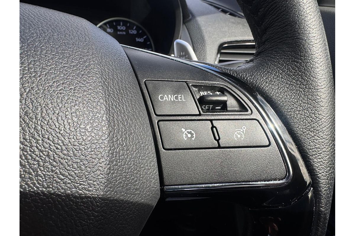 2024 Mitsubishi Eclipse Cross PHEV ES YB