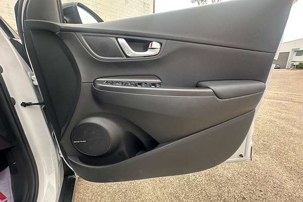 2020 Hyundai Kona HIGHLANDER SRF (FWD) OS.V4 MY21