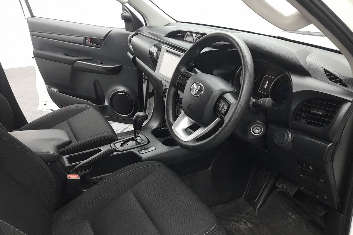 2019 Toyota Hilux SR GUN126R 4X4
