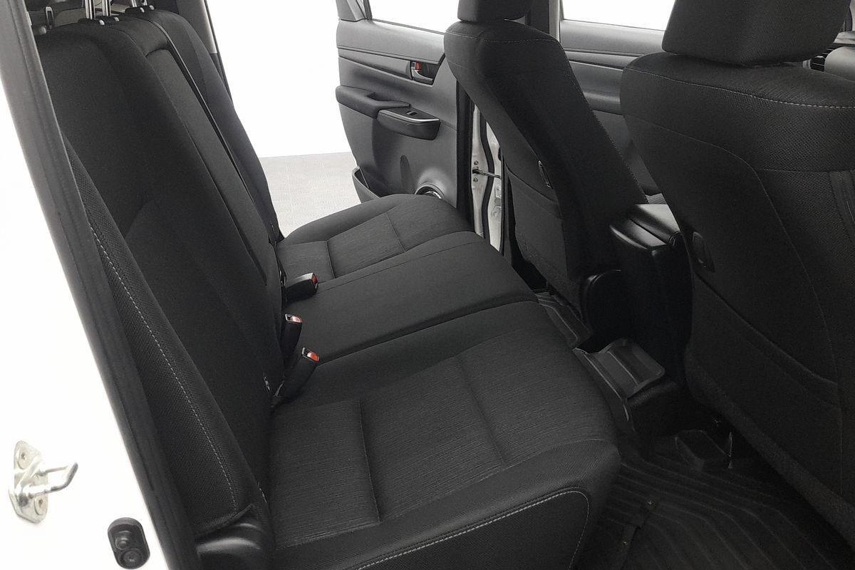 2019 Toyota Hilux SR GUN126R 4X4