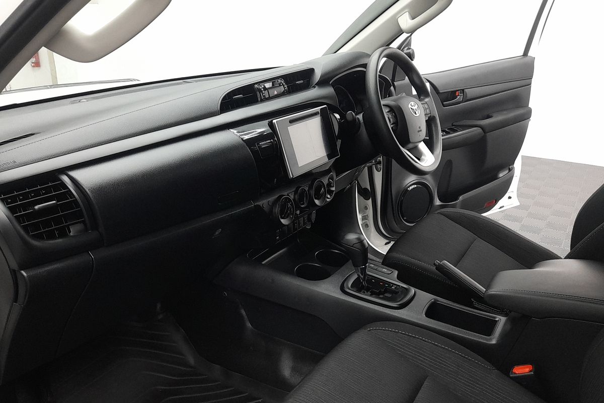 2019 Toyota Hilux SR GUN126R 4X4