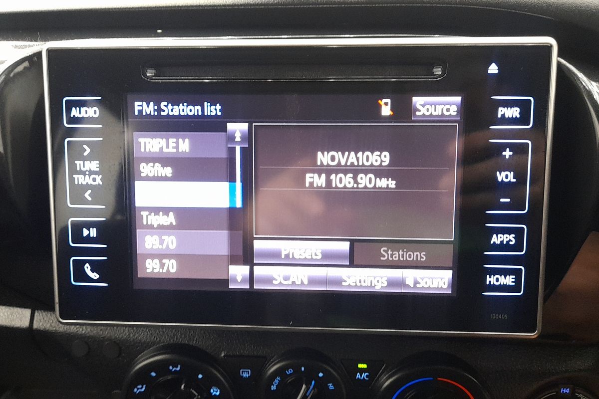 2019 Toyota Hilux SR GUN126R 4X4