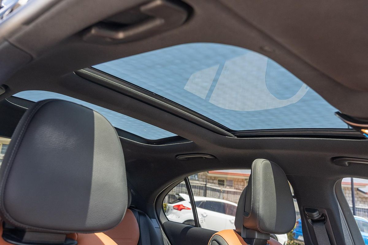 2022 Mercedes-Benz C-Class C300 W206