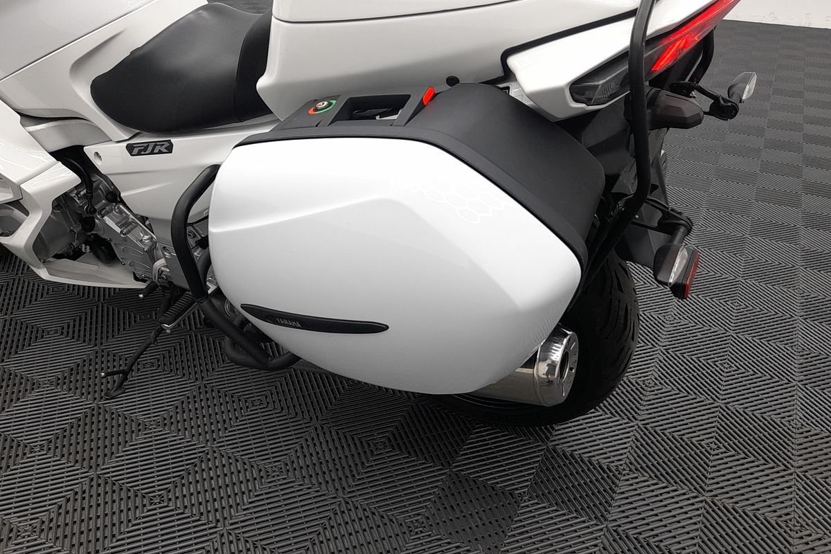 2021 Yamaha FJR1300AE FJR