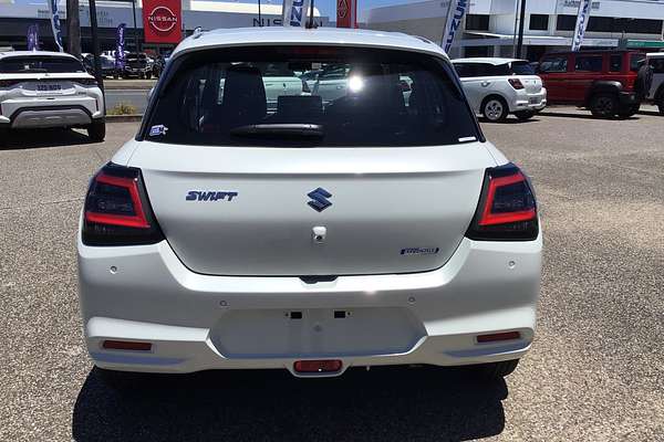 2025 Suzuki Swift Hybrid UZ