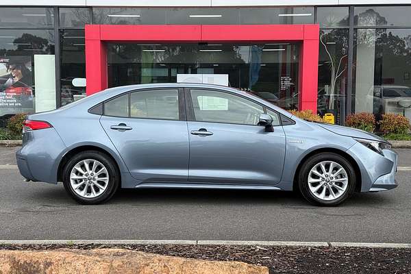 2022 Toyota Corolla Ascent Sport Hybrid ZWE211R
