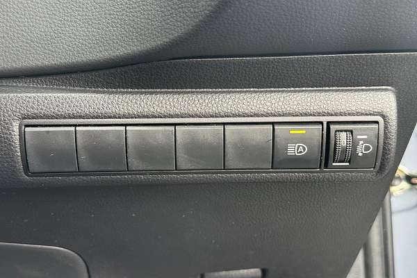 2022 Toyota Corolla Ascent Sport Hybrid ZWE211R