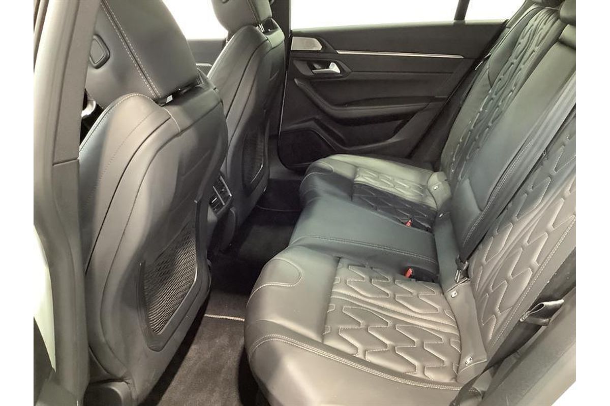 2021 Peugeot 508 GT R8