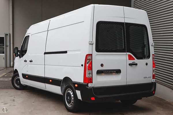 2023 Renault Master Pro 110kW X62 Phase 2 LWB Mid Roof