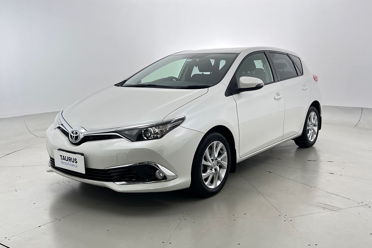 2017 Toyota Corolla Ascent Sport ZRE182R