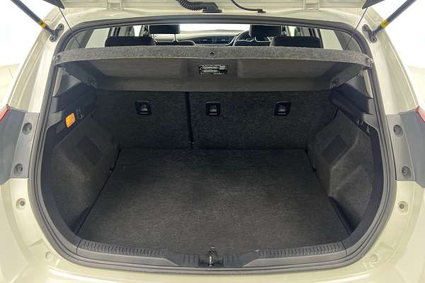 2017 Toyota Corolla Ascent Sport ZRE182R thumb-17