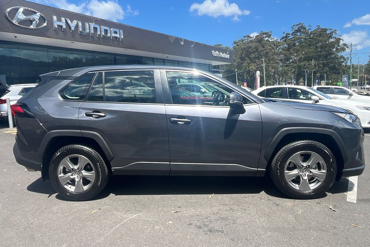 2024 Toyota RAV4 GX MXAA52R