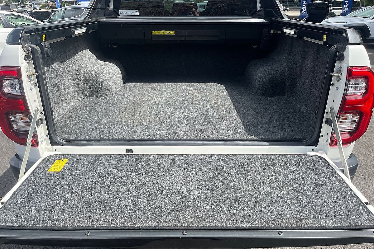 2021 Toyota Hilux Rogue GUN126R 4X4