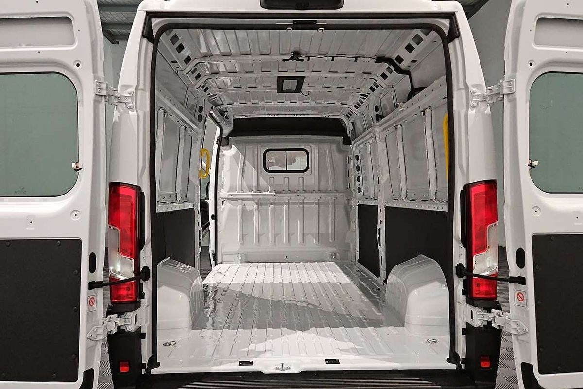 2025 Fiat Ducato Series 9 LWB