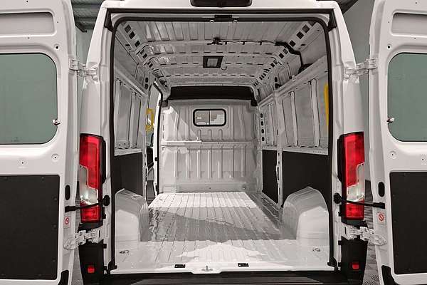 2025 Fiat Ducato Series 9 LWB