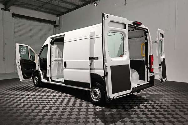 2025 Fiat Ducato Series 9 LWB
