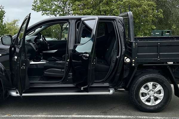 2019 Nissan Navara ST D23 Series 3 4X4
